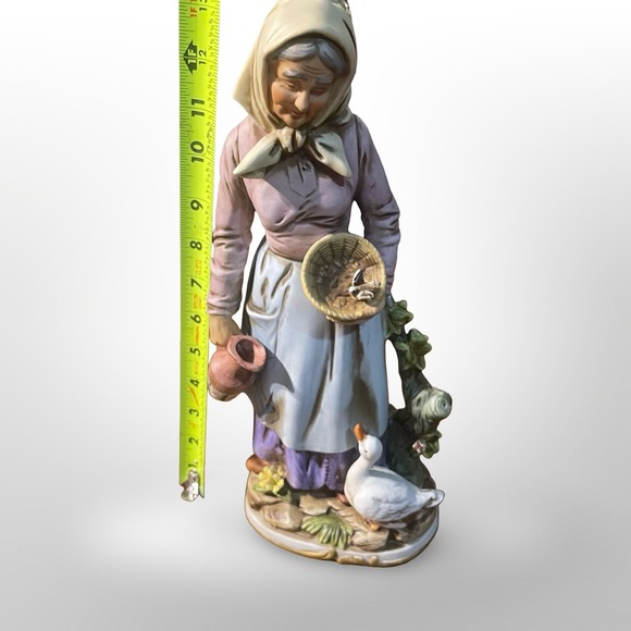 Vintage Old Woman Grandma Figurine with Duck and Basket. Haunted doll Mary - Picture 5 of 6